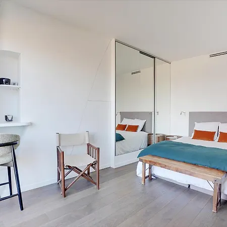 Апартаменты Tour Effeil - Unesco Париж