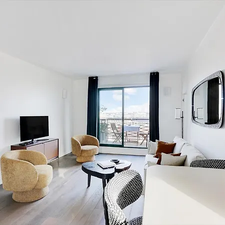 Апартаменты Tour Effeil - Unesco *