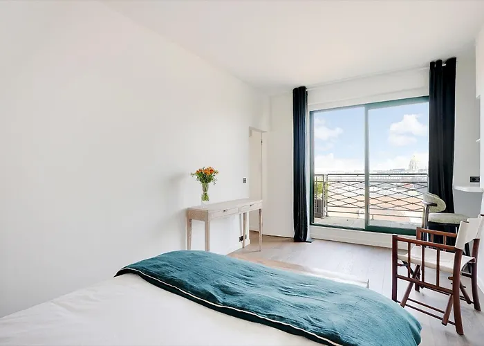 Апартаменты Tour Effeil - Unesco *